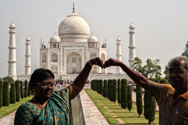 India, AGRA: L'insostenibile leggerezza della mia valigia